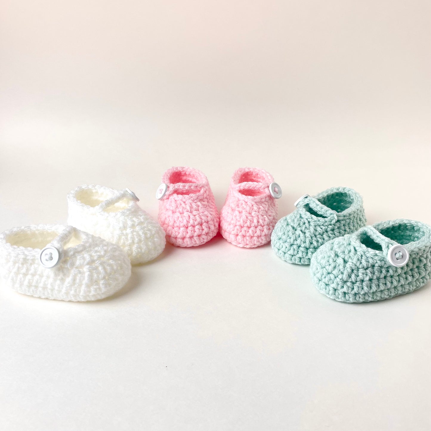 Mary Janes Crochet Pattern (PDF - digital download)
