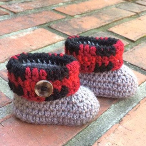 Crochet Plaid Baby Trapper Hat & Bootie Set