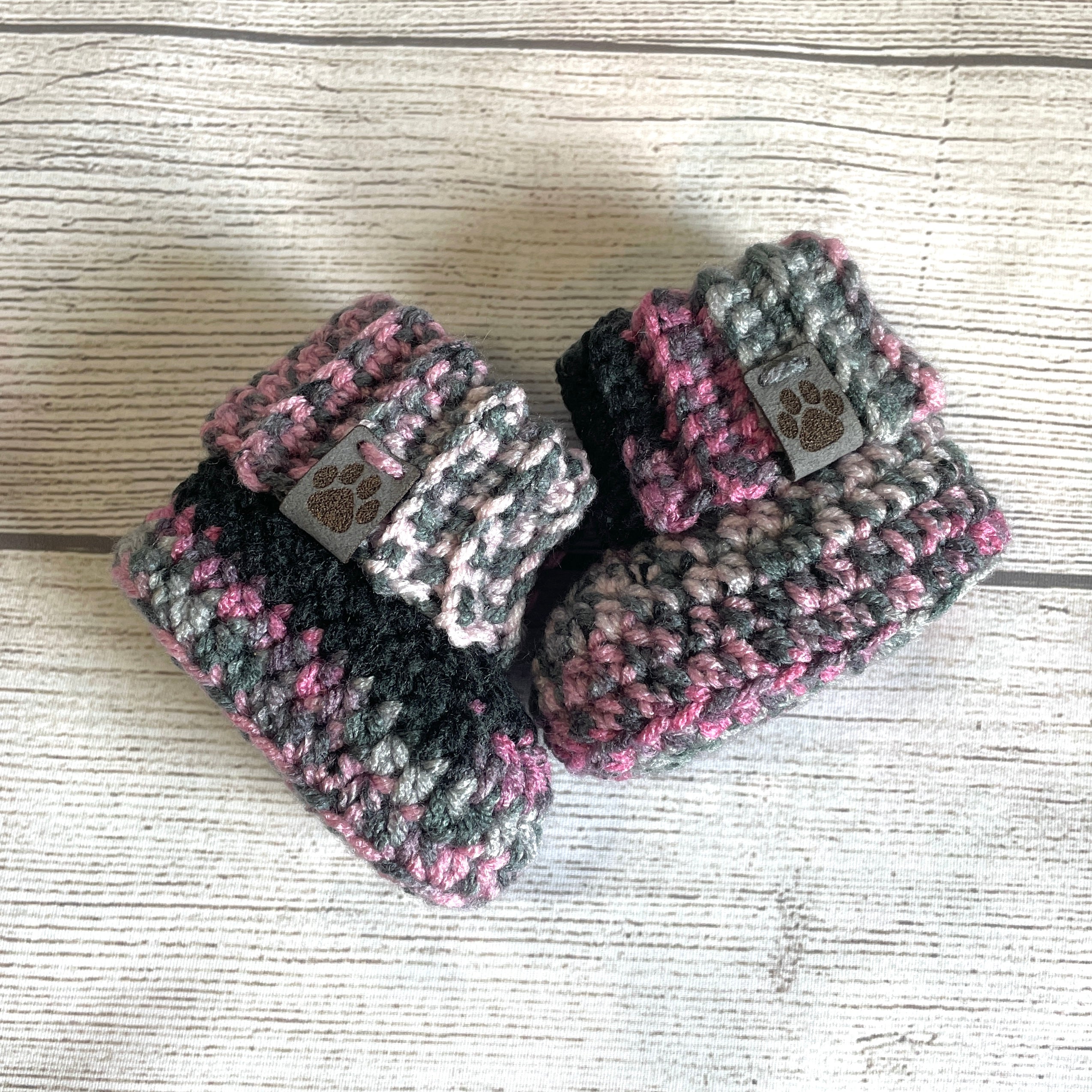 Pink Camo Baby Hat Bootie Set Aunt B s Loops