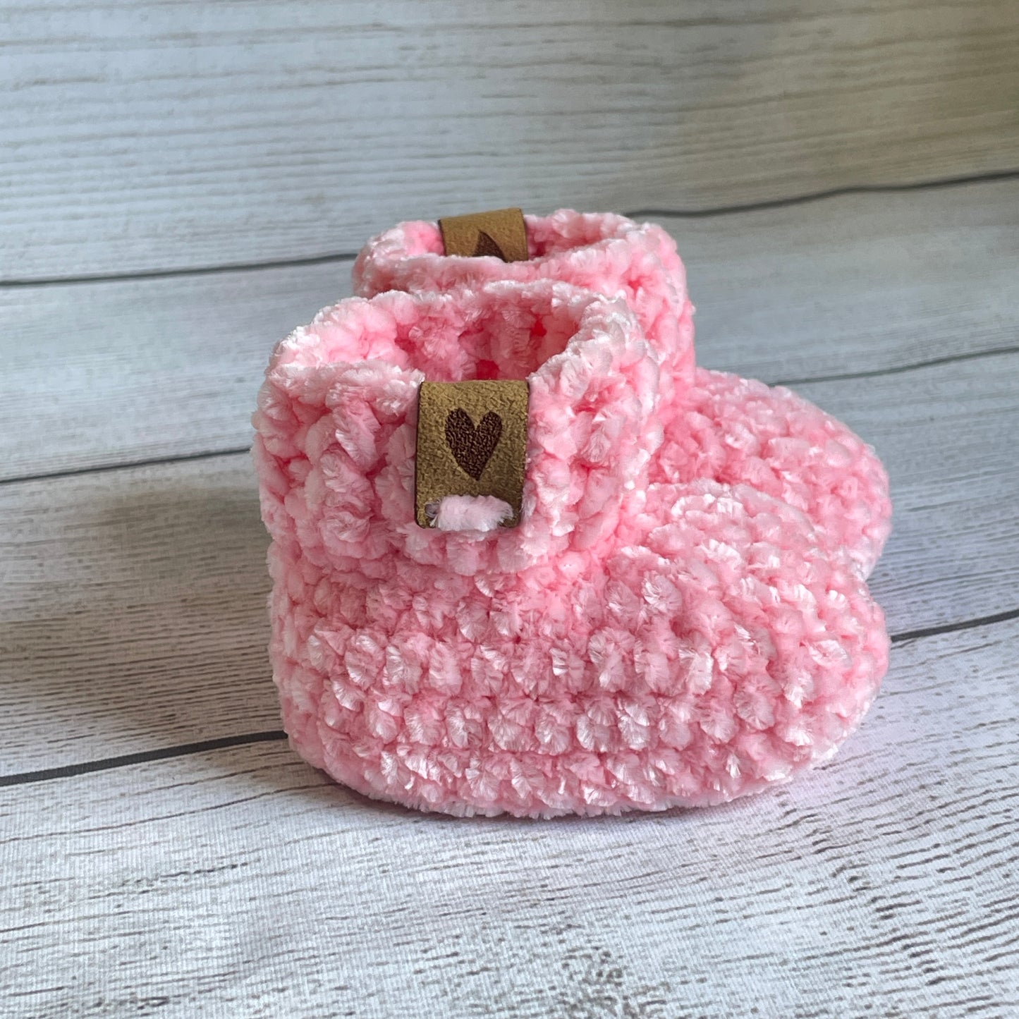 Velvet Baby Booties Crochet Pattern (PDF - digital download)