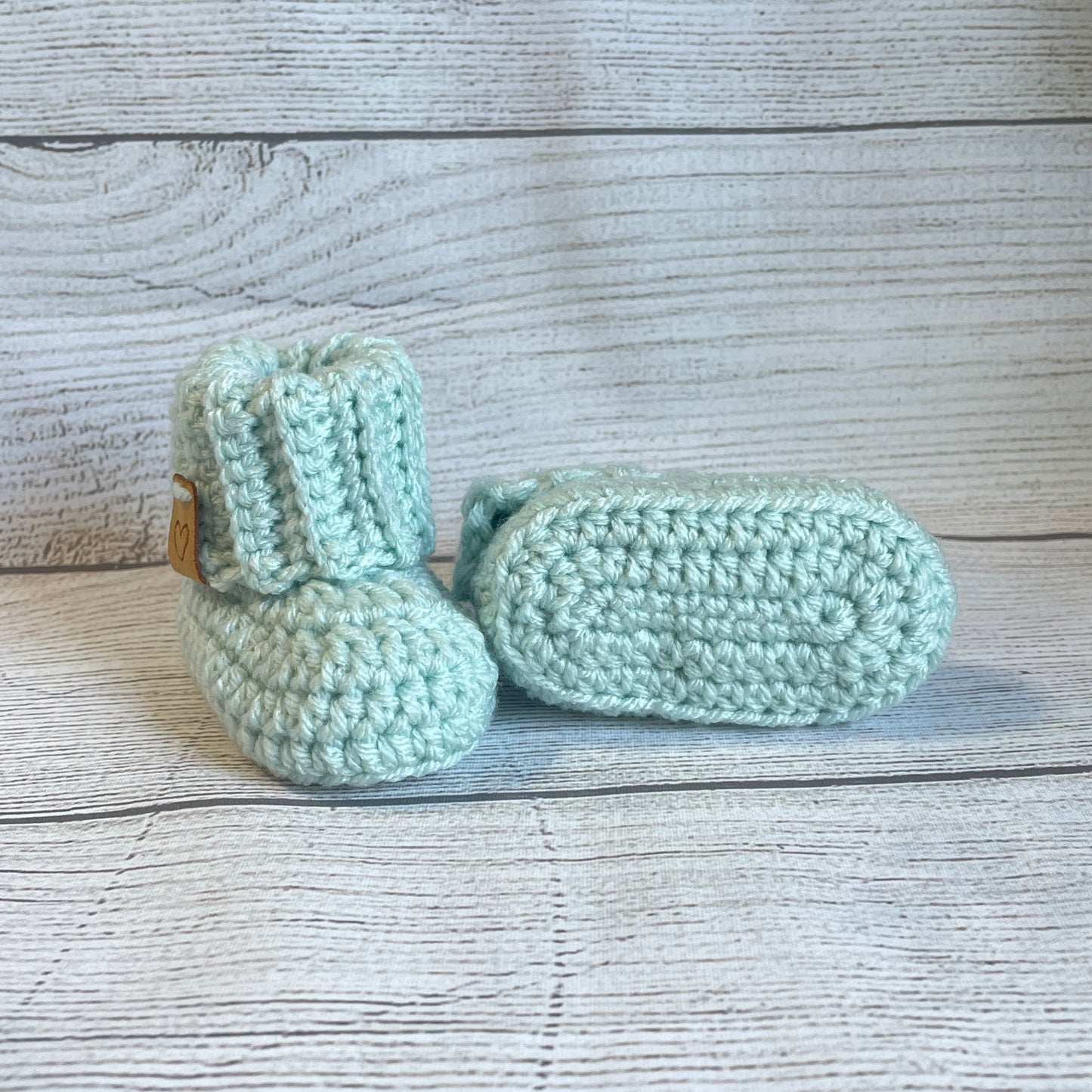 Hello World Baby Beanie & Booties Set (Soft Green)