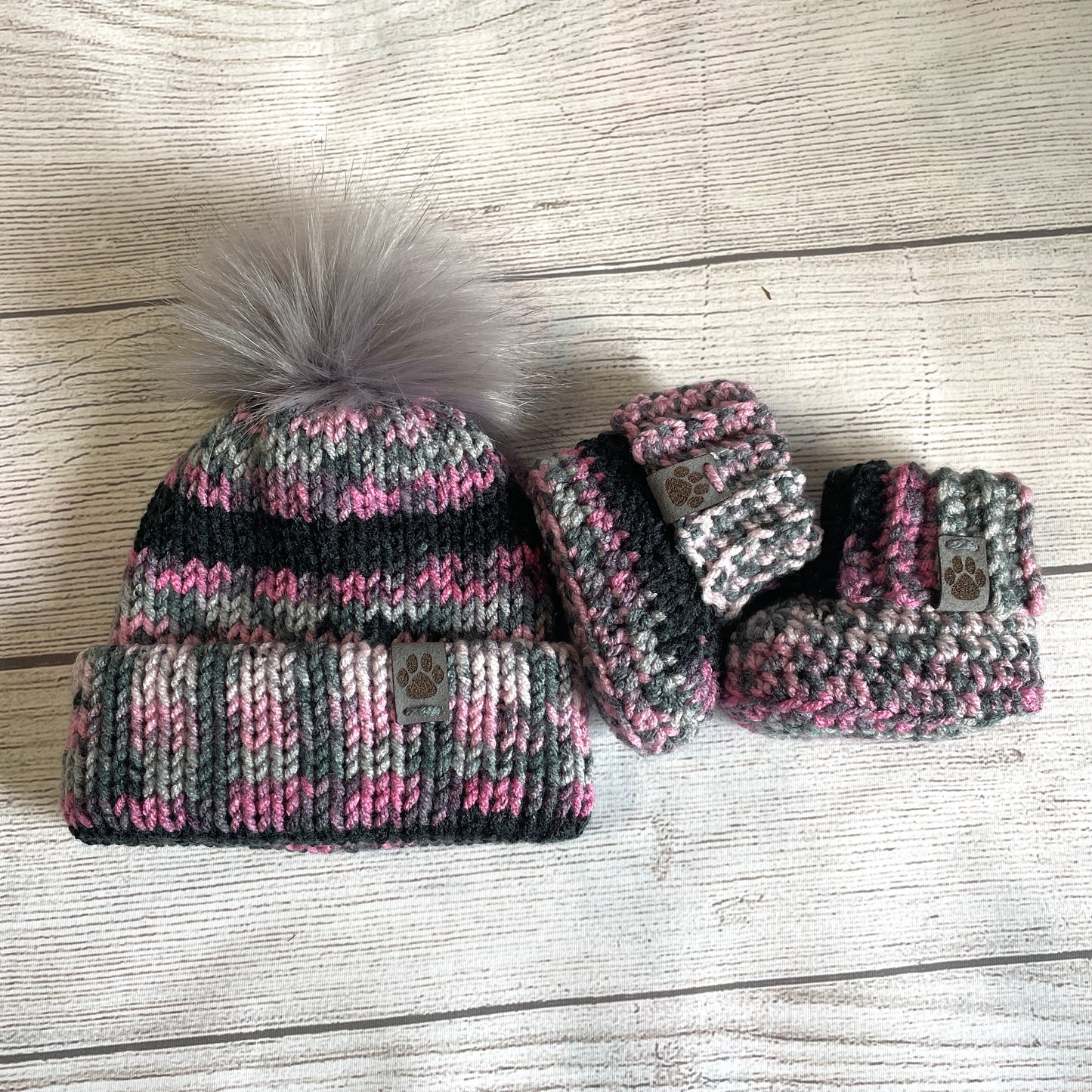 Pink Camo Baby Hat & Bootie Set