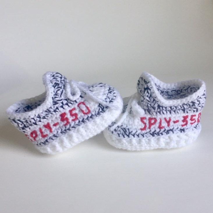 Baby shoe boy hot sale baby yeezys