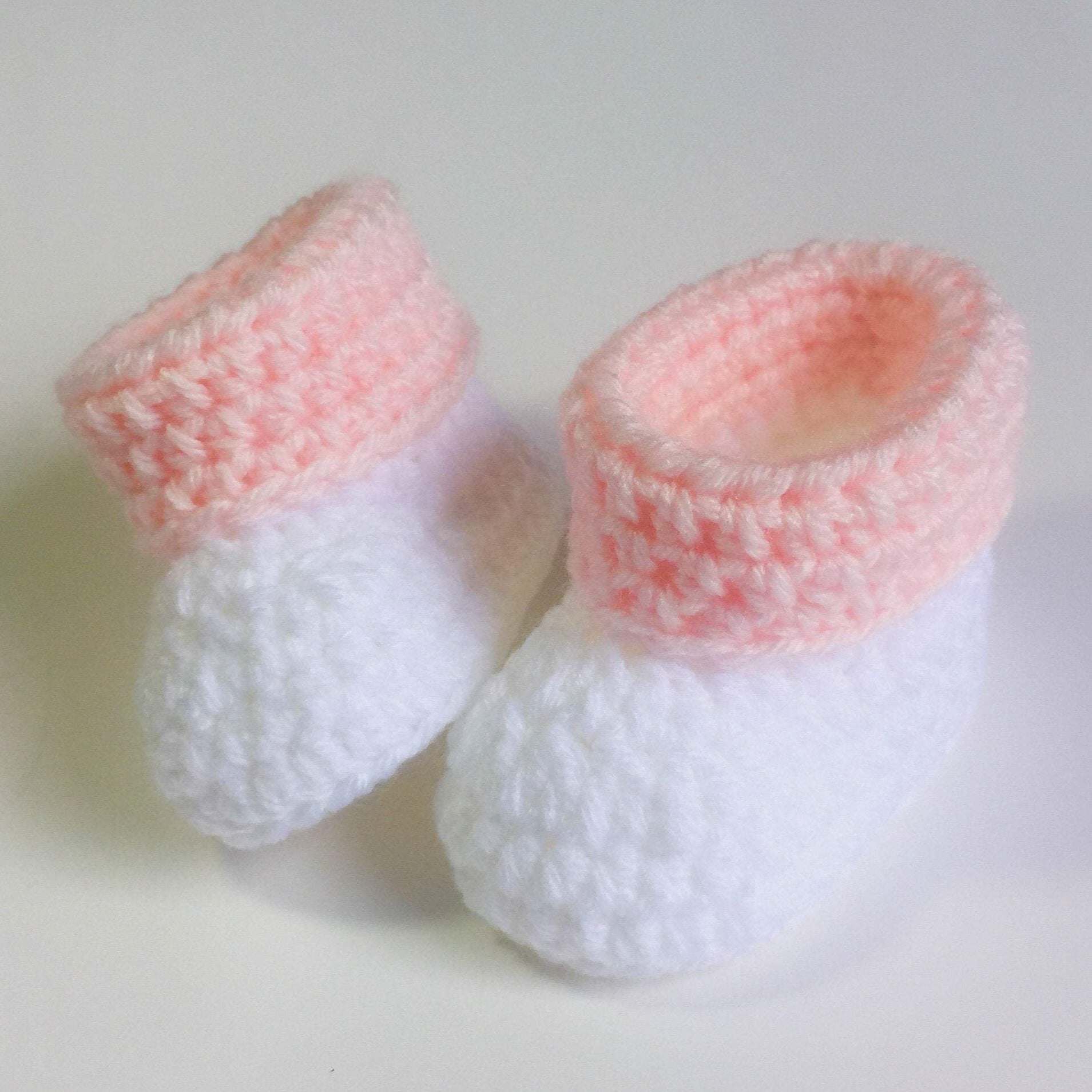 Crochet baby booties with cotton thread free on sale pattern