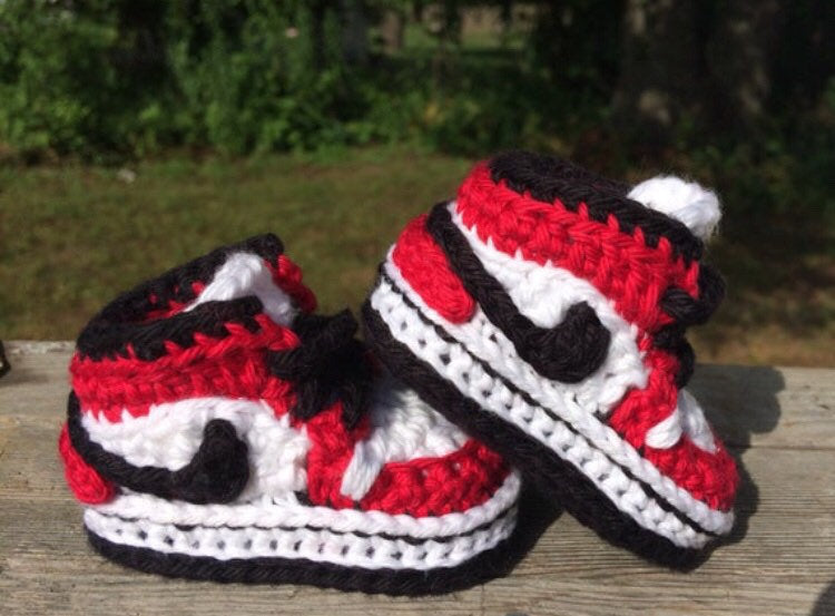 Crochet deals jordan shoes